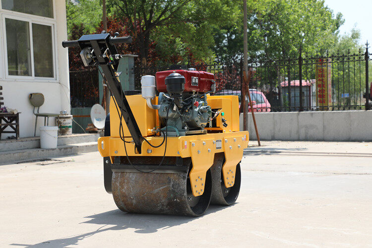 為什么小型壓路機會漏油？該如何解決？