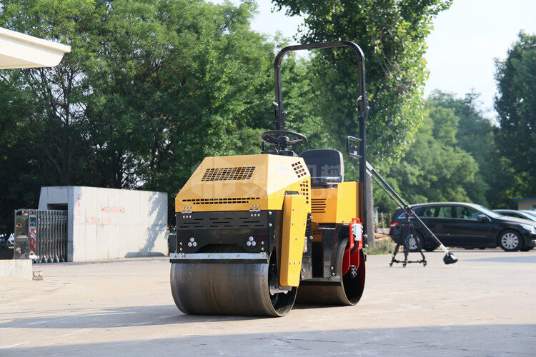 單鋼輪振動(dòng)壓路機(jī)型號(hào)多？可以這樣選擇